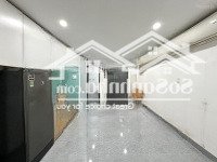 Bán Nhàhẽm Xe Hơitrải Nhựa Trên Đường Lê Quang Định, Phường 11, Bình Thạnh.