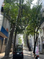Bán Nhà Mặt Phố Lý Nam Đế - Hướng Đông Nam - 125M Giá Thỏa Thuận.