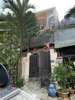 Bán Nhà Giá Rẻ Trệt Lầu Vị Trí Trung Tâm Ngay Ttyt Dĩ An, Giá 3.250