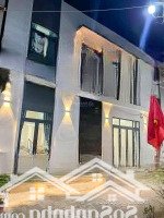 Bán Nhà Đẹp Giá Rẻ Vừa Mới Xây Ngang Hơn 12M Sổ Hồng Riêng Thổ Cư Gần Mọi Tiện Ích