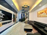 Bán Nhà Ở Nguyễn Trãi, Thanh Xuân, 59M 12.55 Tỷ, Ô Tô 5 Chỗ Đỗ Cửa, Full Nội Thất, 5 Tầng,Mặt Tiền4.8M
