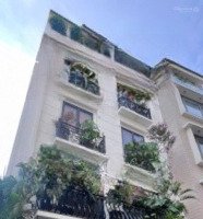 Thật 100% Hiếm 10.9 Tỷ Hẻm 5M Quận 1 Trần Hưng Đạo 7X9M. 70M2 Sử Dụng, 4 Lầu Mới 5 Phòng 5Wc
