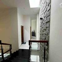 Gấp bán ! Mặt tiên đường 15m _ LÊ THANH NGHI - Nhà đẹp, hiện đại 3 tầng , full nt _ giá 13,9 tỷ.