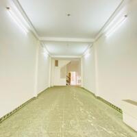 Cho thuê nhà MTKD đường Trường Chinh, P14, Tân Bình, Chỉ 25 Tr/Th