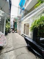 Nhà 242 Nguyễn Thiện Thuật Quận 3