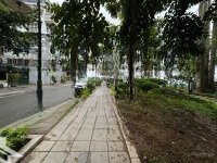 Chính Chủ Bán Tòa Nhà Mặt Phố Từ Hoa, Diện Tích 100M2 Xây 6 Tầng, Mặt Tiền 6M. Giá: 95 Tỷ
