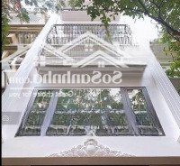 Nhà Đẹp Mới Koong ,6 Tầng Thang Máy ,
Ô Tô Tránh 10M ,Lạc Long Quân 36M2Mặt Tiền4 Hơn 8 Tỷ