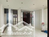 Cho Thuê Văn Phòng Tầng 4 Phố Đội Cấn, Có Thang Máy, Bảo Vệ. Diện Tích 72M2. 8.5 Triệu/1 Tháng