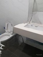 Cho Thuê Văn Phòng Đẹp, Tầng1, Mặt Tiền Rộng 100M2, Ngõ Ôtô Tránh, Phương Mai, Đống Đa 10 Triệu/Th