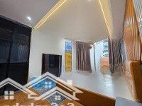 Siêu Phẩm Nhà Đẹp Nguyễn Văn Cừ Lô Góc 50M, 7 Tầng Thang Máy, Ô Tô 7 Chỗ Vào Nhà, Full Nội Thất