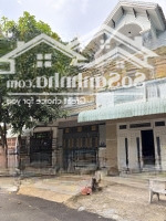 Bán Nhà Shr Trệt Lầu Gần Vincom Dĩ An. Diện Tích: 64M2. Gồm 3 Phòng Ngủ- 2 Vệ Sinh Đường 8M Vỉa Hè, Cây Xanh
