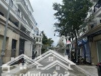 Cc Bán Gấp ! Nhà Liền Kề 90M2/Mặt Tiền6M/ Hoàn Thiện 5 Tầng . Dự Án Thuận An Ngay Hồ Gia Lâm. Thuê 20 Triệu