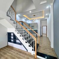 Bán Nhà 1 Trệt 2 Lầu, ngay trường Mầm Non Bửu Hoà, cách đường Nguyễn Tri Phương vào 80M