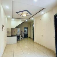 5 TỶ - NHÀ HẺM LÝ THƯỜNG KIỆT TÂN BÌNH - THÔNG TỨ PHÍA - 45M2 (4*11M) 4 TẦNG - 3PN ĐẸP