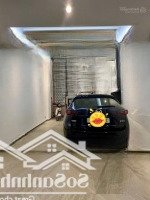 Khu Vip - Cầu Giấy - 800A - Mới Koong - 7 Tầng - Thang Máy - Gara Ô Tô - Kinh Doanh