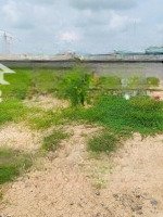 Bán Đất Nền 120M2 Tại Bờ Kè, Trường An, Vĩnh Long, Ngay Cầu Vàm Chảy