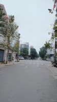 Bán Nhà Cự Khối: Khu Phân Lô, Vỉa Hè, 7 Tầng, Thang Máy, Gara Ô Tô