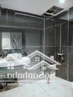 Bán Nhà Cạnh Vinhomes Riverside: 6 Tầng, Cạnh Ô Tô Chạy, Ngõ Thông