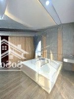 Cho Thuê Nhà Gần Tạ Hiện. P.thạnh Mỹ Lợi.diện Tích9X20M. Hầm 4 Lầu Thang Máy. 6 Phòng Ngủ Full Nt. Giá 70 Triệu/Th