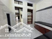 Nhà Đẹp Mặt Phố Kinh Doanh Sầm Uất Nhất Khu Vực, Xung Quanh Rất Nhiều Tiện Ích Chợ, Trường Học
