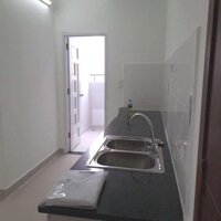 Cần cho thuê gấp căn hộ Topaz city Q8, Dt 70m2, 2 phòng ngủ, nhà đầy đủ nội thất, nhà rộng thoáng mát, giá thuê 11tr/th. Xem nhà liên hệ Vân 0908726719  or  0902984019