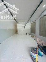 Cho Thuê Nhà Đẹp Mới 100% Có Nội Thất Khu Dân Cư Hồng Loan