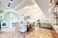 Cho Thuê Biệt Thự Đơn Lập Vinhomes Riverside Có Thang Máy, Gần Vp Vinfast. Giá 95 Triệu/Tháng