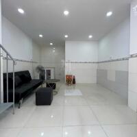 Cần bán gấp nhà 1 trệt 1 lầu, 20m2 sổ hồng hoàn công, giá chỉ 2 tỷ 150 thương lượng, Lh: 0388668882