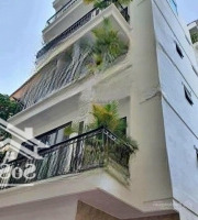 Cho Thuê Nhà Nguyên Căn Tại Láng Hạ, Diện Tích 45M2 X 5T, Thông Sàn. Giá Cho Thuê 15 Triệu/Th