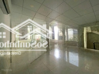 Nhà Nguyên Cănmặt Tiềncách Mạng Tháng 8, P7. Dt: 10X25M. 1 Trệt 3 Lầu Suốt. Nhà Rộng Đẹp. Giá Bán 70 Triệu.