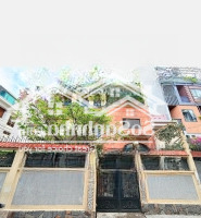 Biệt Thự Vip Phan Xích Long - Chính Chủ Lâu Đời -Xây Dựng Kiên Cố -Xe Hơi Ngủ Nhà -Diện Tíchkhủng 210 M2