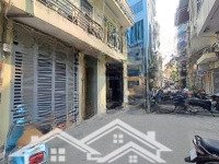 Cho Thuê Nhà Số 8 Hàng Hương - Ngõ Ô Tô Tránh - Dt: T1 + T2 - 50M2, Giá 8. 5 Triệu/Th