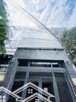 Siêu Phẩm Nhà Phố 1 Trệt 2 Lầu Full Nội Thất Cao Cấp Chỉ 5.25 Tỷ