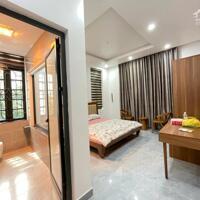 Cho thuê biệt thự phố Văn Cao 100m2, 6 ngủ khép kín.