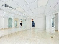Cho Thuê Văn Phòng 99 Nguyễn Xiển, Diện Tích 100M2, Giá 15.5 Tr/Th Khách Nhượng