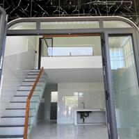 BÁN NHÀ MẶT TIỀN HẺM XE HƠI NGAY VINHOME THỦ ĐỨC, 55M2, HƠN 3 TỶ