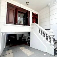 NGAY EMART PHAN VĂN TRỊ - P5 - GÒ VẤP - 5 TẦNG HẦM THANG MÁY - GARA ÔTÔ - DT: 5 X 17M - GIÁ : 17,5 TỶ