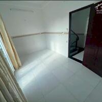 Khu Bắc Hải gần CV Lê Thị Riêng 1 căn ra mặt tiền - ngang 4,5m ô tô đỗ cửa Chỉ hơn 4T