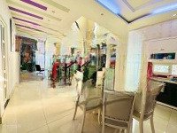 Siêu Phẩm Biệt Thự Góc 2 Mặt Tiền Trung Tâm Dĩ An Vị Trí Đẹp, Gần Làng Đại Học, Giá Cực Tốt!