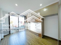 Nhà Đẹp. Ô Tô Đỗ Cửa Phố Lạc Long Quân, Tây Hồ.diện Tích52M2 Xây 6 Tầng Thang Máy. Giá Bán 13.2 Tỷ