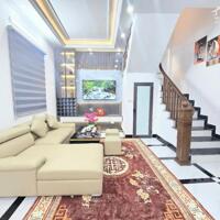 Hơn 6 Tỷ Ô Tô Đậu Cạnh Nhà - TT Hoàng Mai - Nhà Cực Đẹp Về Ở Luôn - Ngõ Thông