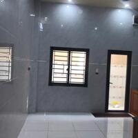 BÁN NHÀ MẶT TIỀN NGAY NGÃ BA LONG THẠNH MỸ , 56M2, 3 TẦNG, BTCT,  HƠN 5 TỶ