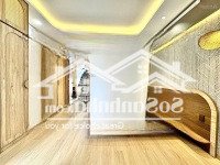 Nhà 1 Triệuệt, 2Lầu, 4Phòng Ngủ, 4 Vệ Sinh Ban Công, Sân Thượng, Trước Sau, Phòng Khách Thoáng Mát Quanh N