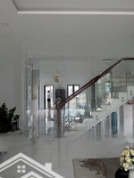 Nhà Phố Chuyên Gia.
Nd: 70M Thổ Full Odt.
Cách 5 Phút Đến Tthc.
Đối Diện Tiện Ích Nội Khu Công Viê