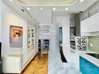Hợp Đồng Thuê 12 Triệu/Tháng|Đường Vũ Huy Tấn, P1, Q. Phú Nhuận|Shr| Diện Tích: 42M2