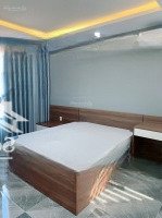 Cho Thuê Nhà Phố Tại Standard Central Park 255M2, 4 Phòng Ngủ 5 Vệ Sinh 3 Tầng, Gần Ngã Tư Bình Chuẩn