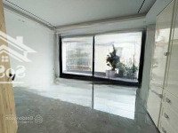 Cực Phẩm Yên Lạc. Phân Lô Bàn Cờ, 80M2,Mặt Tiền6.5M. Gara 2 Ô Tô, Thang Máy Nk. Nội Thất Cao Cấp
