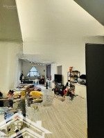 Bán Nhà Mặt Phố Hàng Lược --Quận Hoàn Kiếm -Vỉa Hè -Kinh Doanh Tấp Nập -Nhộn Nhịp Ngày Đêm -85 M2