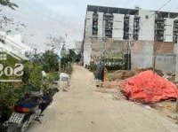 Diện Tích: 111M2, Trục Chính, Phú Hữu, Thủ Phủ Nhà Trọ, Sau Trường Đại Học, Giá Rẻ Nhất Khu Vực