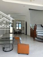 Cho Thuê Shophouse Sun Casa Central Mặt Tiền Đường Dân Chủ Rộng 25M, Full Nội Thất Như Hình